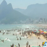 Comlurb lança operação Praia Limpa para reforçar atuação no verão: desafio será o descarte correto de resíduos