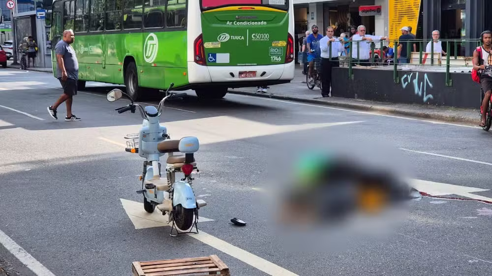 O que se sabe sobre o acidente que matou mãe e filho em bicicleta elétrica na Tijuca, no Rio