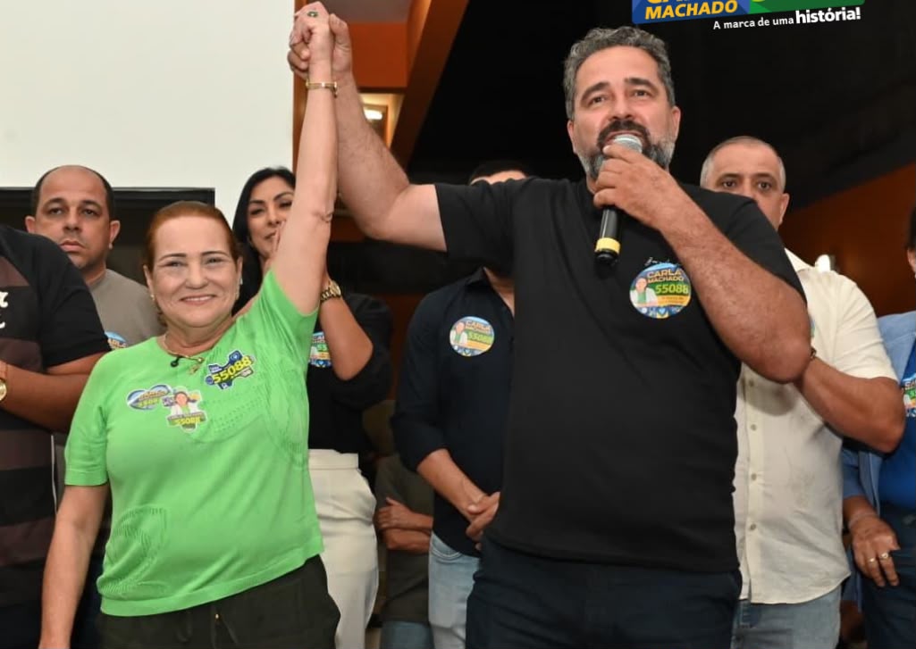 Com apoio de lideranças de Campos e SJB, Carla Machado inaugura comitê eleitoral