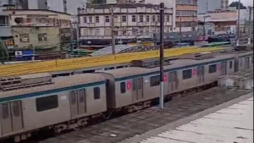 Explosivo é encontrado perto de estação de trem de Parada de Lucas e interrompe parte do ramal Saracuruna