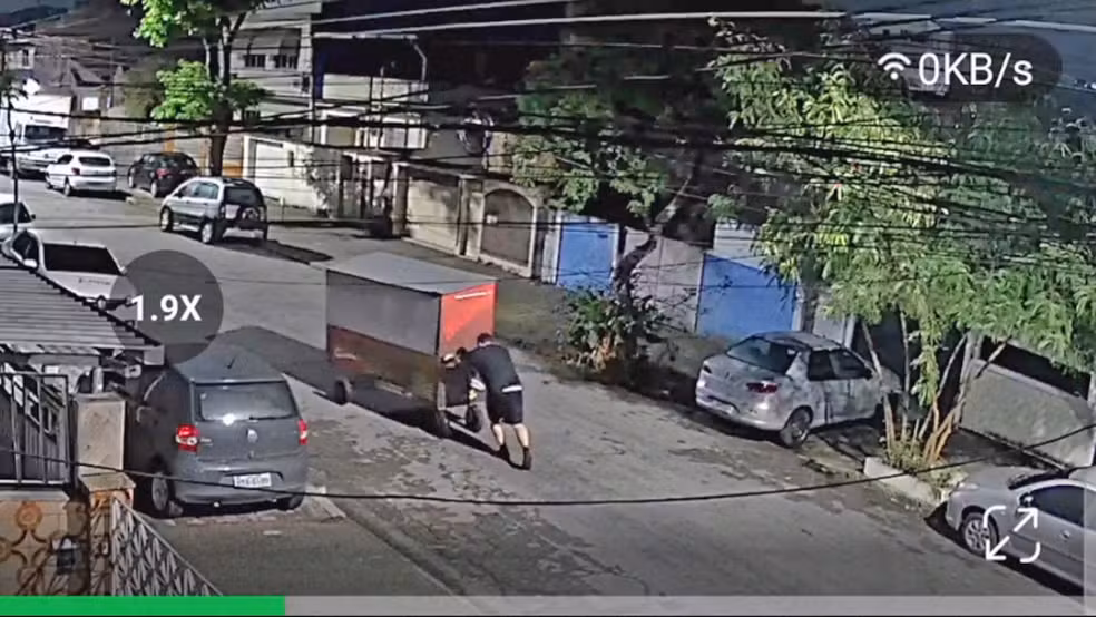 Vendedor de sopa morre após ser atropelado em Irajá; motorista fugiu sem prestar socorro